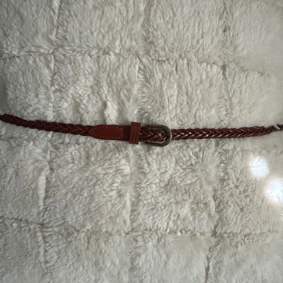 Braided Leather Belt with Brass Buckle - Picture 8 of 9